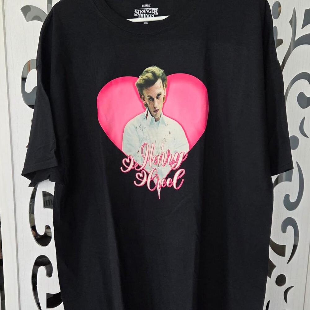 Stranger Things Henry Creel Vecna Heart Shirt XXL Black Graphic Tee NWOT